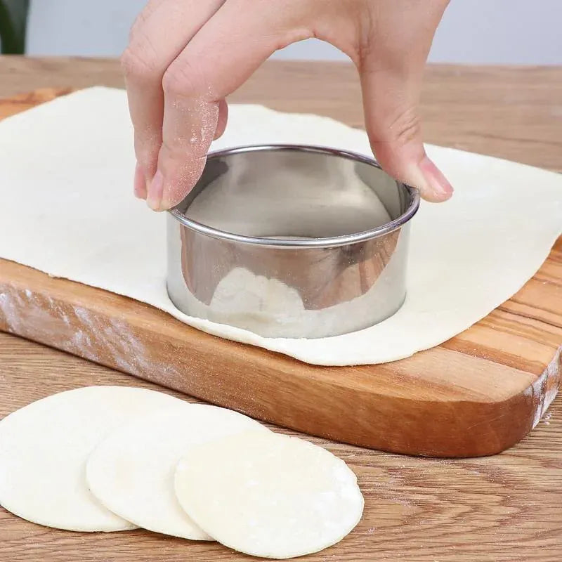 Ronds à Pâtisserie en Acier Inoxydable - Set de 5 Pièces pour Biscuits emportepieces