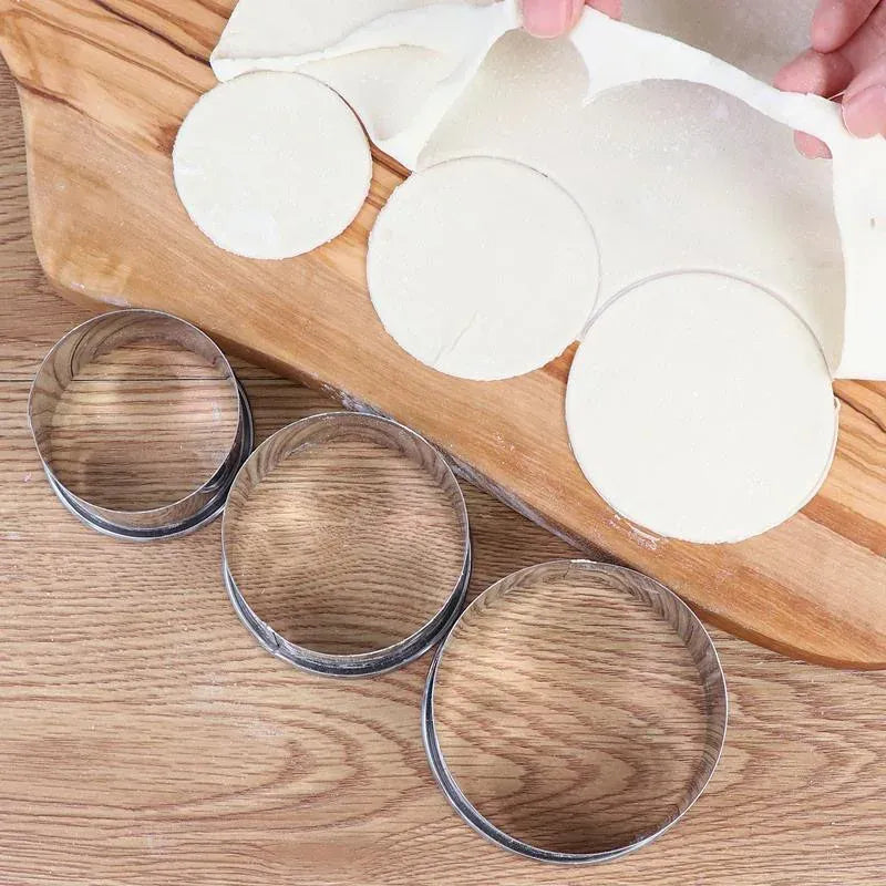 Ronds à Pâtisserie en Acier Inoxydable - Set de 5 Pièces pour Biscuits emportepieces