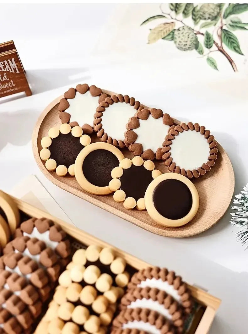 Emporte-pièces à biscuits en métal - Set de 3 modèles floraux emportepieces