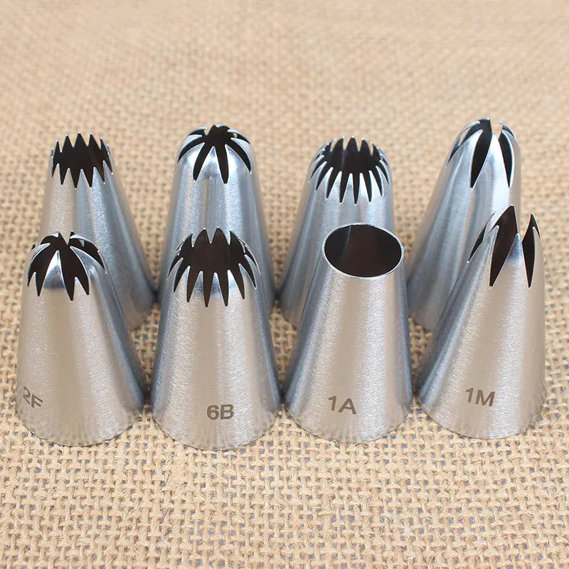 Set de 8 douilles en inox pour pâtisserie - Accessoires de cuisine professionnels douillepoche