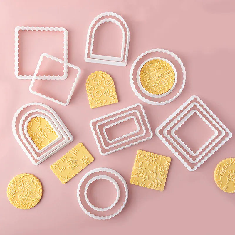 Emporte-pièces en Plastique - Set de 9 Formes Ondulées pour Gâteaux emportepieces