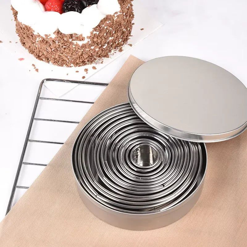 Set de 14 emporte-pièces en acier inoxydable pour biscuits et gâteaux emportepieces