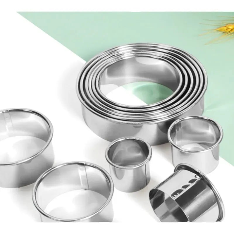 Emporte-pièces en acier inoxydable - Set de 12 pièces pour pâtisserie emportepieces