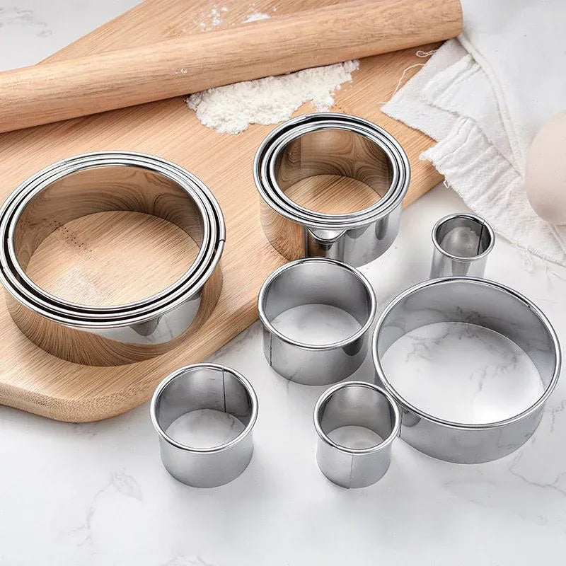 Ronds à Pâtisserie en Acier Inoxydable - Set de 5 Pièces pour Biscuits emportepieces