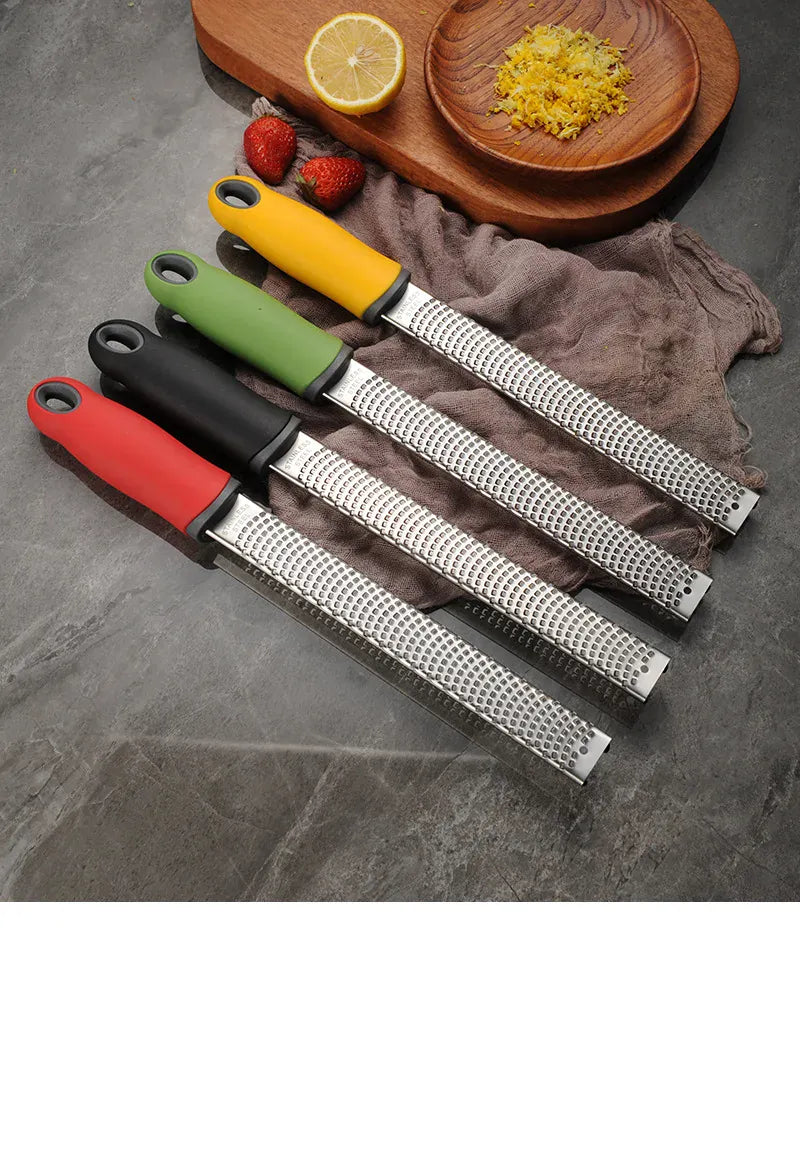 Zesteur en Inox pour Fruits et Fromage - 4 Lames Poignée Antidérapante zesteur