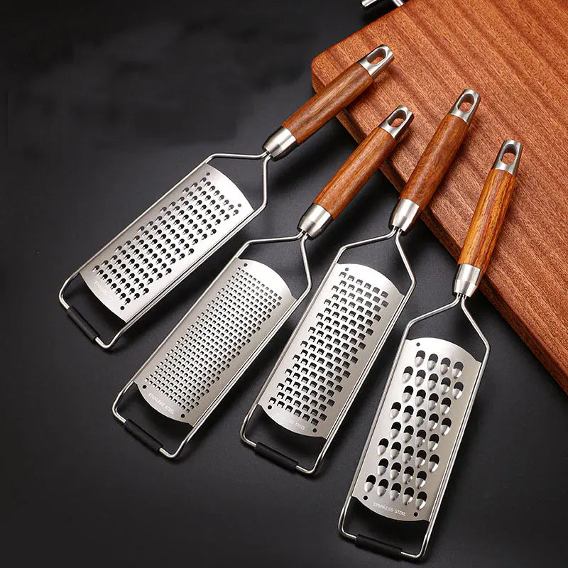 Râpe Multifonction Inox 4 Lames avec Poignée en Bois rape