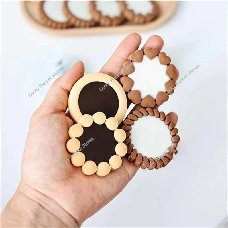 Emporte-pièce en silicone pour biscuits en forme de fleur - 3 pièces emportepieces