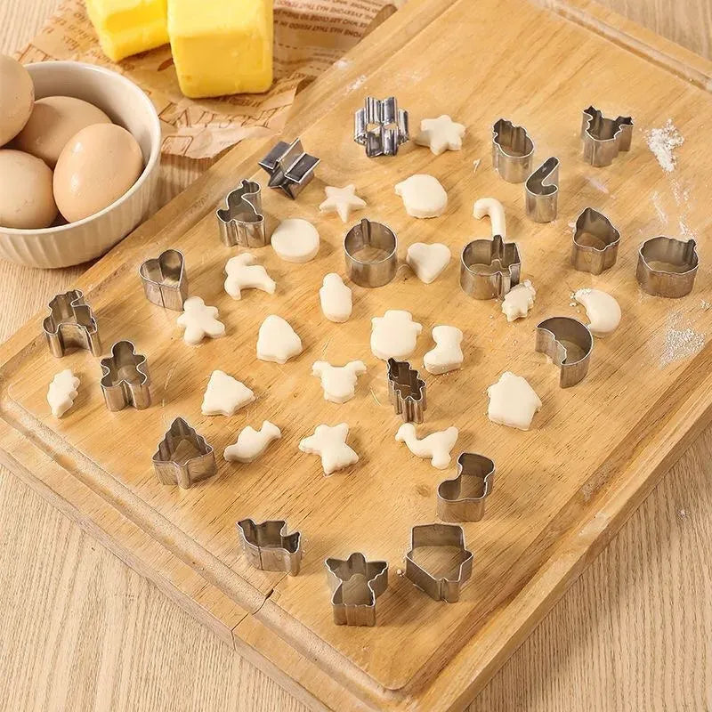 Set de 20 Emporte-pièces en Acier Inoxydable - Motifs de Noël emportepieces