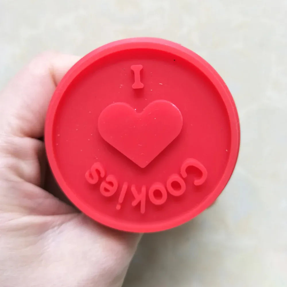 Emporte-pièces à biscuits avec motifs sourires et lapins - Set de 8 pièces emportepieces