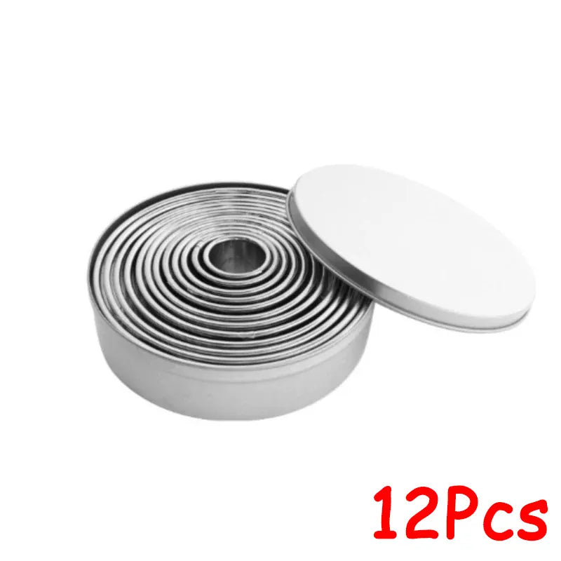 Emporte-pièces en acier inoxydable - Set de 12 pièces pour pâtisserie emportepieces
