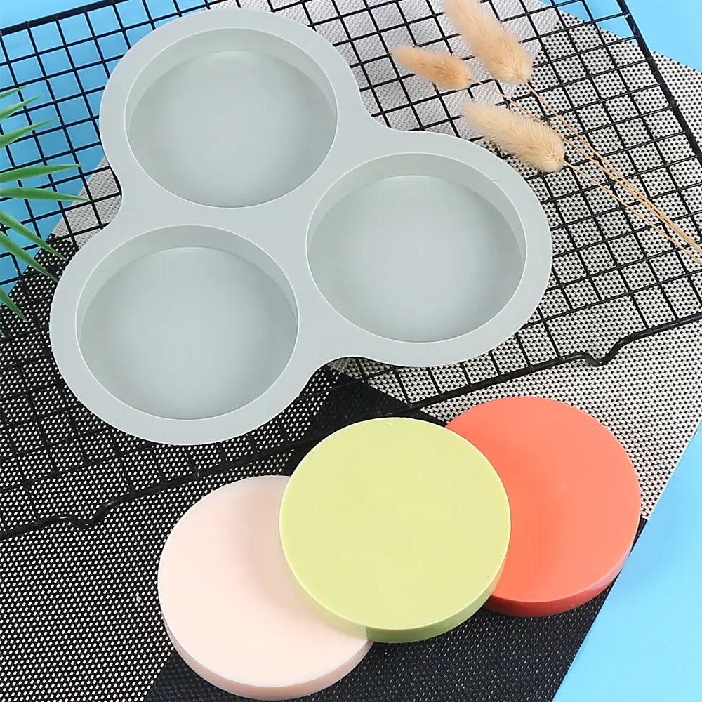 Moule Silicone Air Fryer Réutilisable 3-Cavités Forme Arrondie Air Fryer
