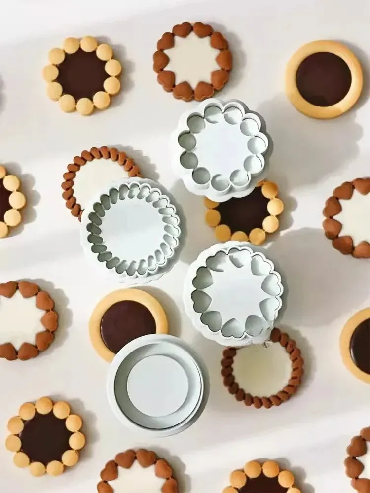 Emporte-pièces à biscuits en métal - Set de 3 modèles floraux emportepieces