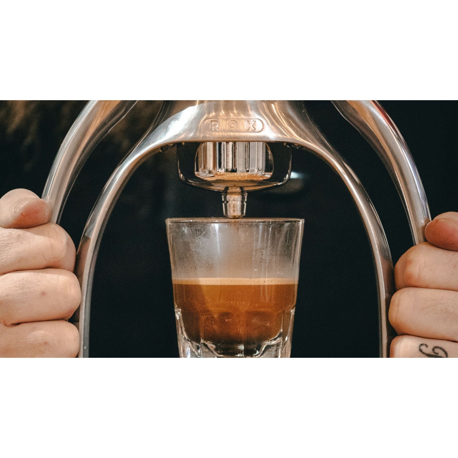 Expresso broyeur ou capsules : quelle machine choisir ?