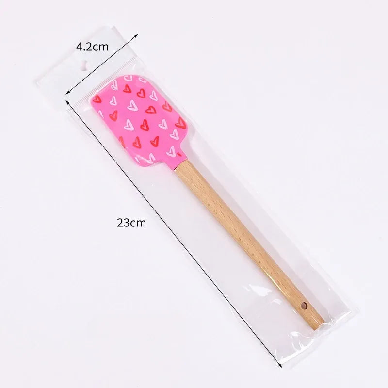 Spatule en Silicone Motifs Cœurs avec Manche en Bois spatule en silicone
