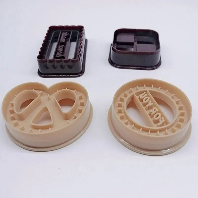 Emporte-pièces en plastique 4 pièces pour biscuits et gâteaux décoratifs emportepieces