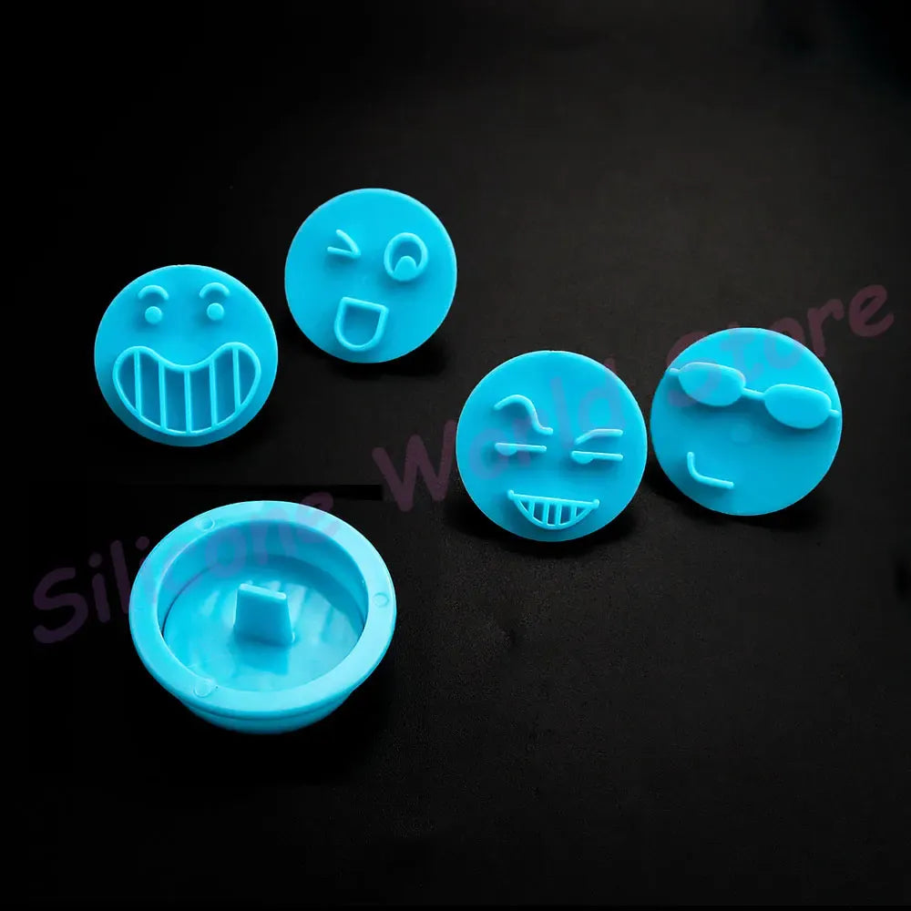 Emporte-pièce en silicone 13 pièces - Visages souriants pour pâtisserie emportepieces