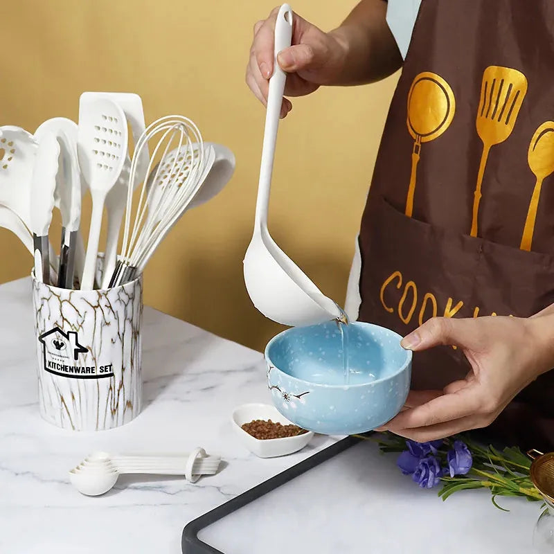 Set de 18 Ustensiles Pratiques en silicone (Rose/Blanc/Noir) spatule en silicone