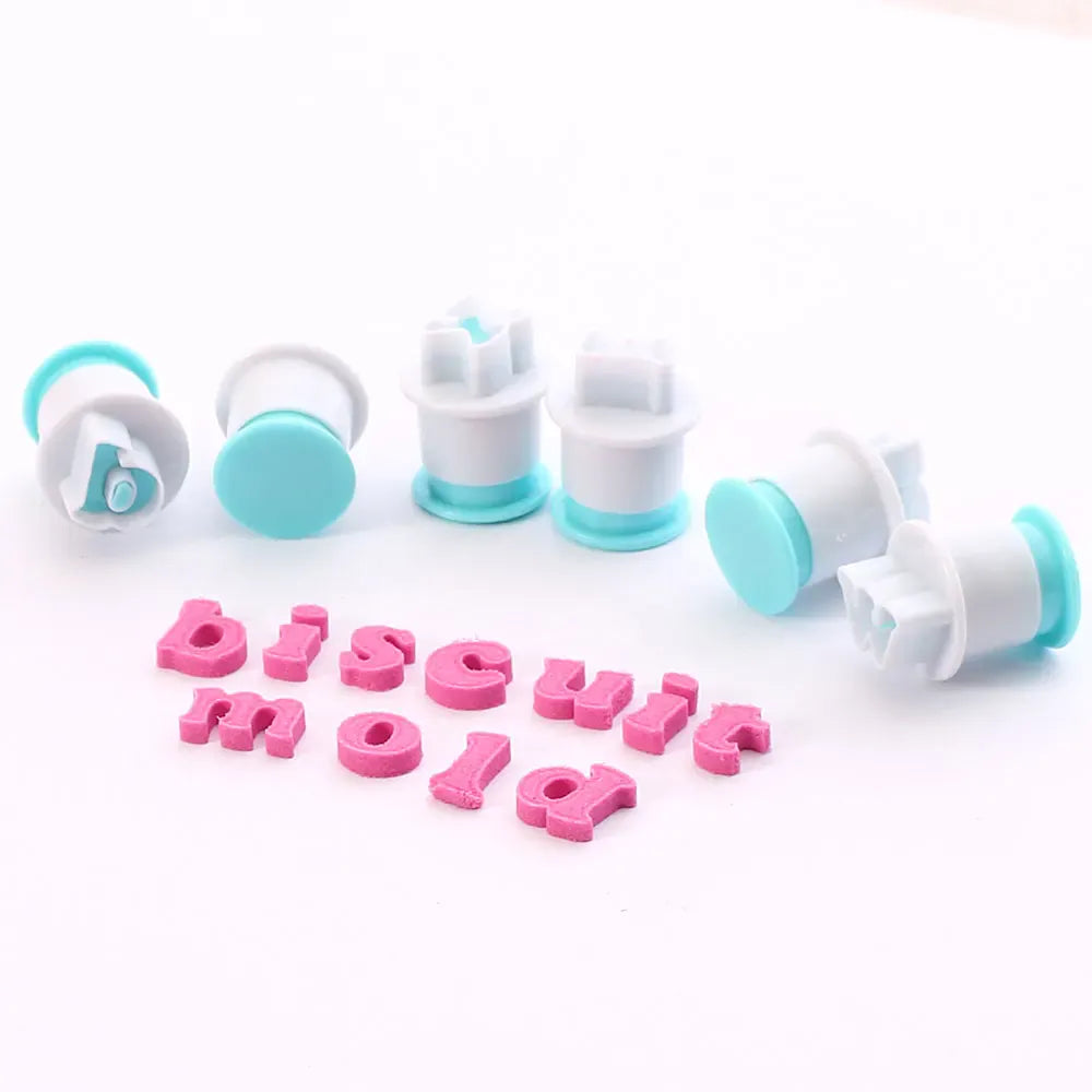 Emporte-pièces en Silicone pour Lettres et Chiffres - 36 Pièces pour Pâtisserie emportepieces