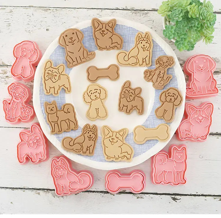 Emporte-pièces à Biscuits - Set de 8 Découpeurs en Plastique 3D emportepieces
