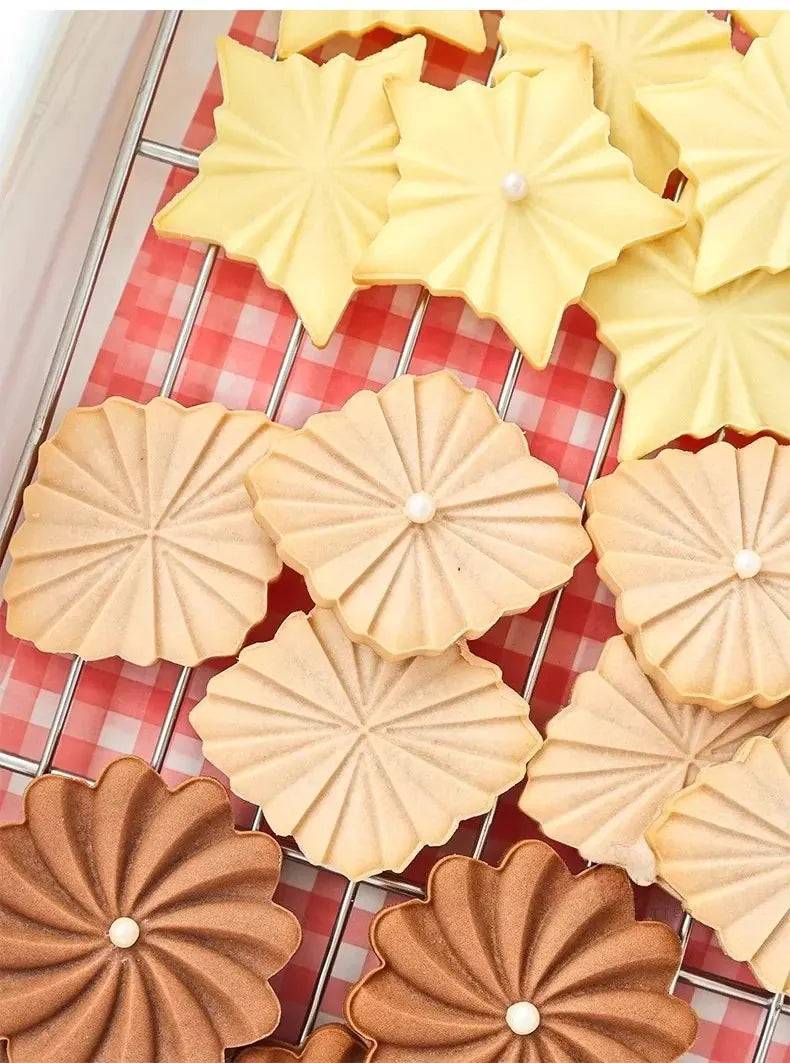 Emporte-pièces à biscuits en métal - Set de 3 modèles floraux emportepieces