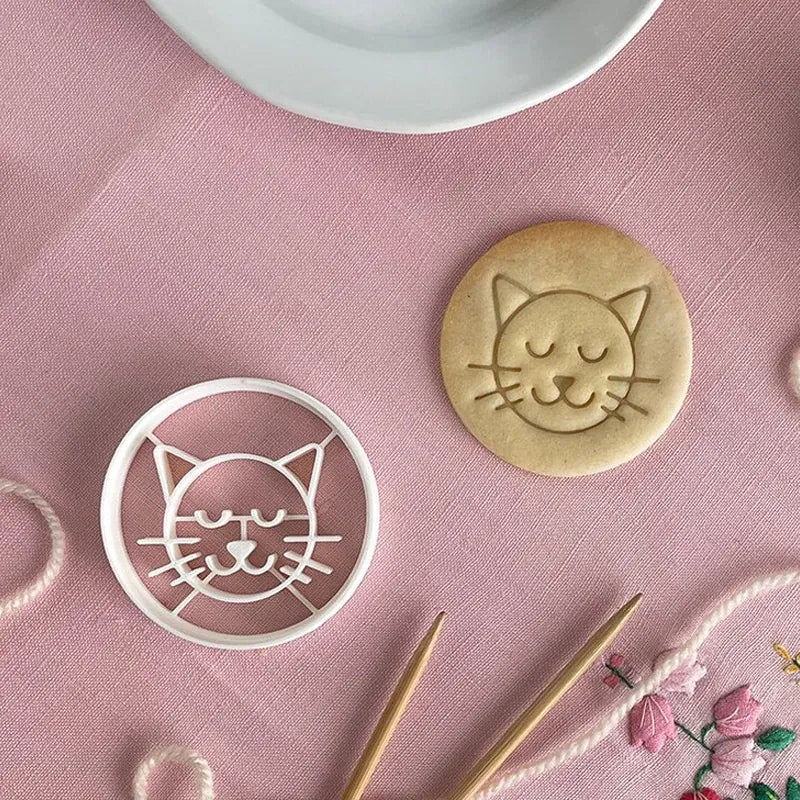 Emporte-pièces à biscuits chat - Set de 4 moules 3D en plastique emportepieces