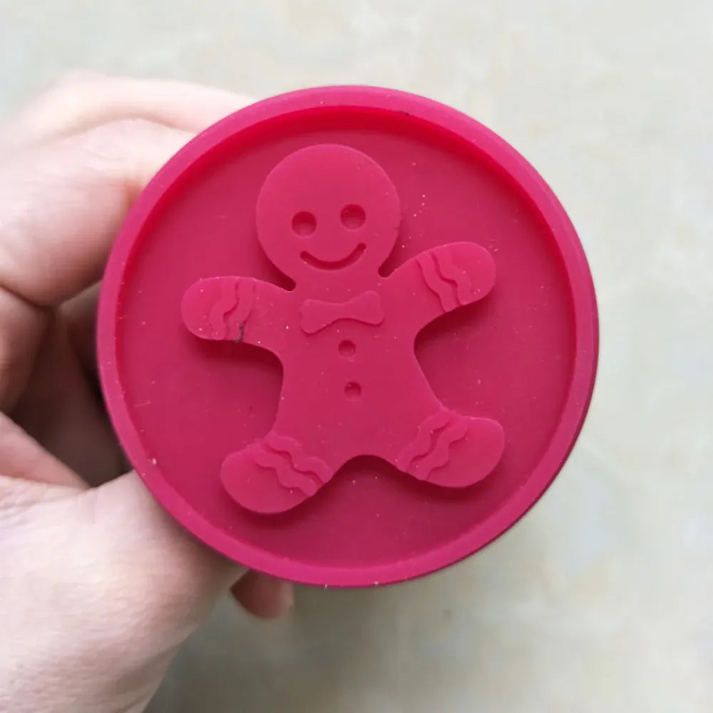 Emporte-pièces à biscuits avec motifs sourires et lapins - Set de 8 pièces emportepieces