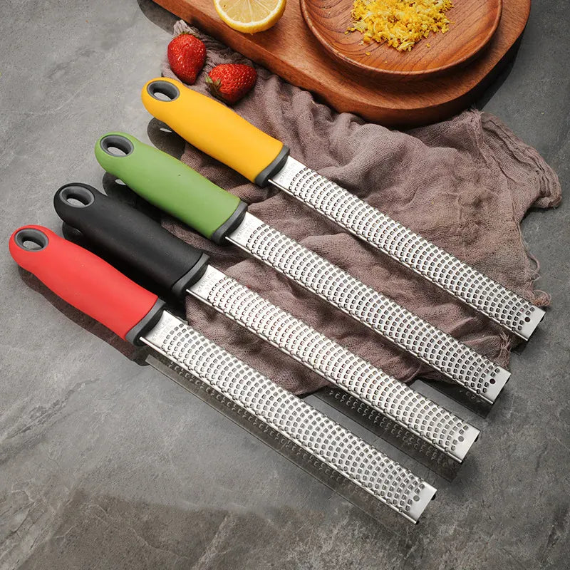 Zesteur en Inox pour Fruits et Fromage - 4 Lames Poignée Antidérapante zesteur