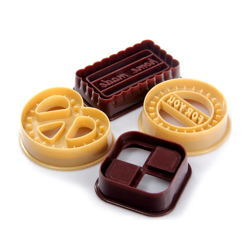 Emporte-pièces à biscuits en plastique - Set de 4 pour décoration pâtisserie emportepieces