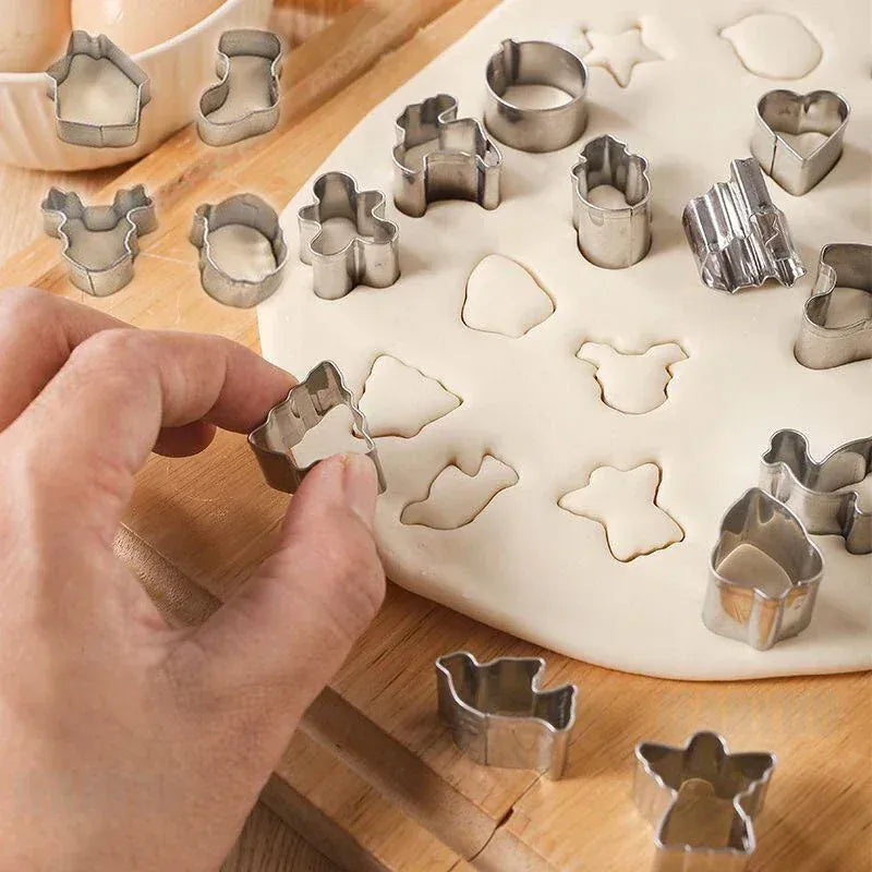 Set de 20 Emporte-pièces en Acier Inoxydable - Motifs de Noël emportepieces
