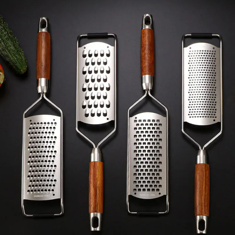 Râpe Multifonction Inox 4 Lames avec Poignée en Bois rape