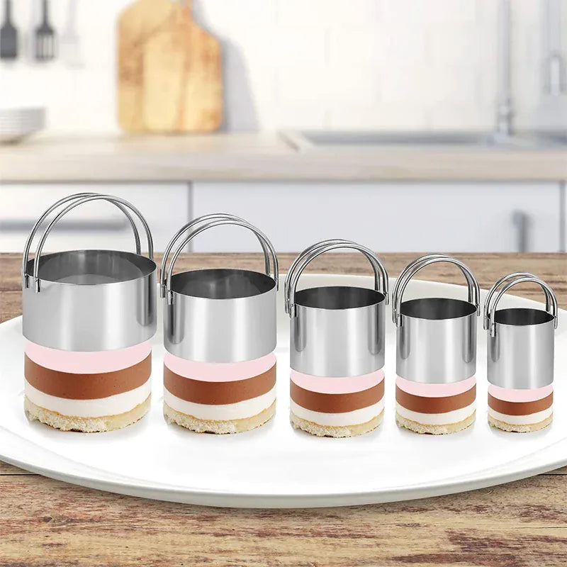 Emporte-pièces à biscuits en acier inoxydable - Set de 5 cercles avec poignée emportepieces