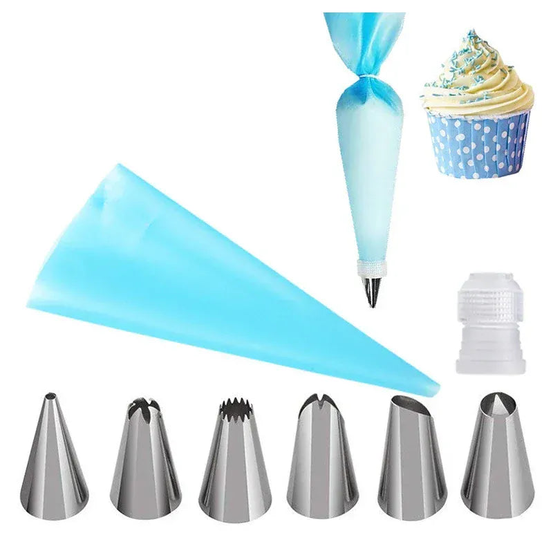 Set de 8 accessoires de pâtisserie en silicone et inox pour décoration de gâteaux douillepoche