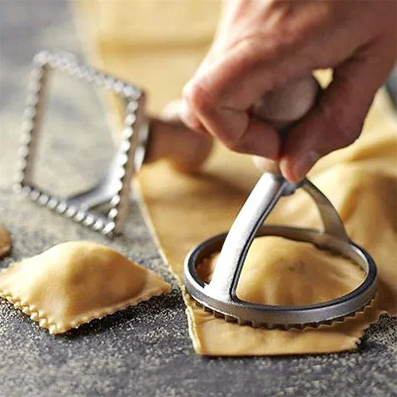 Emporte-pièces à pâtisserie en inox - Set de 6 moules avec poignée en bois emportepieces