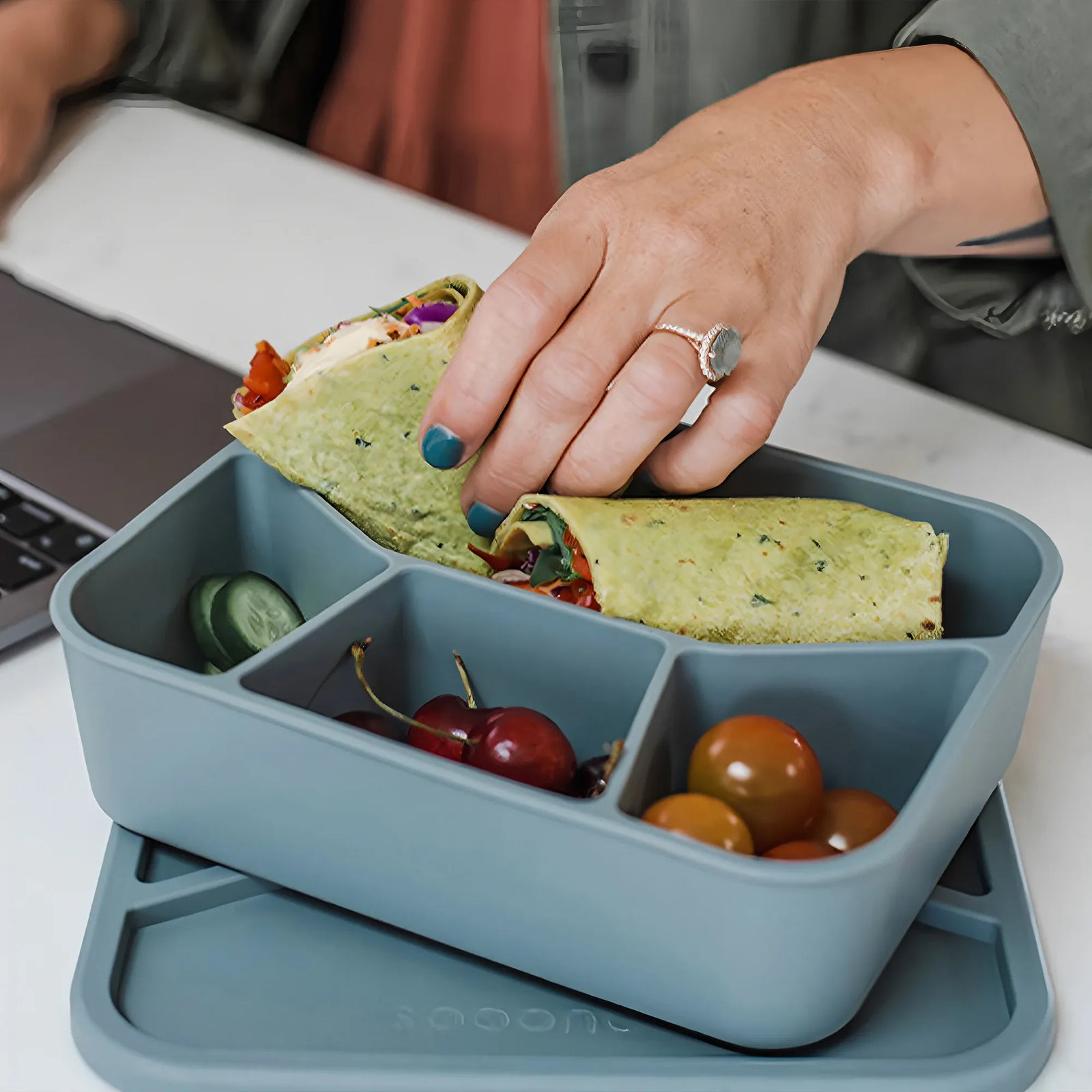 Bento Compartimenté Silicone Écologique | 4 Compartiments 700ml Bento