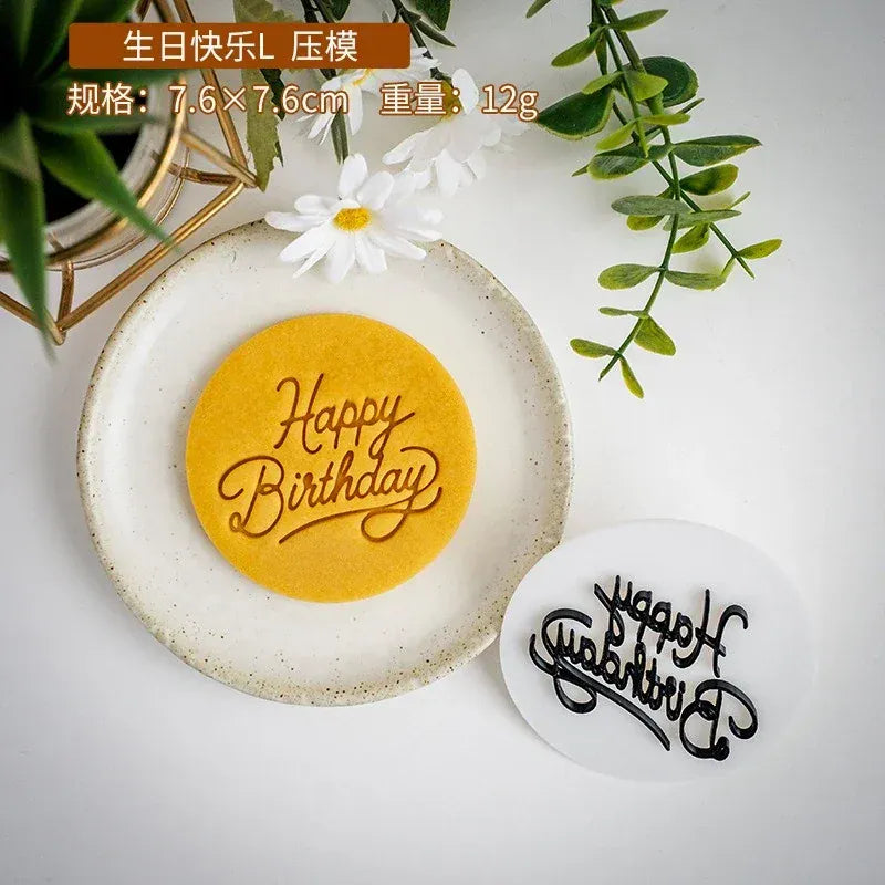 Emporte-pièces à biscuits "Joyeux Anniversaire" - Set de 6 pièces décoratives emportepieces
