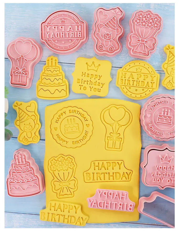 Emporte-pièces à Biscuits - Set de 8 Découpeurs en Plastique 3D emportepieces