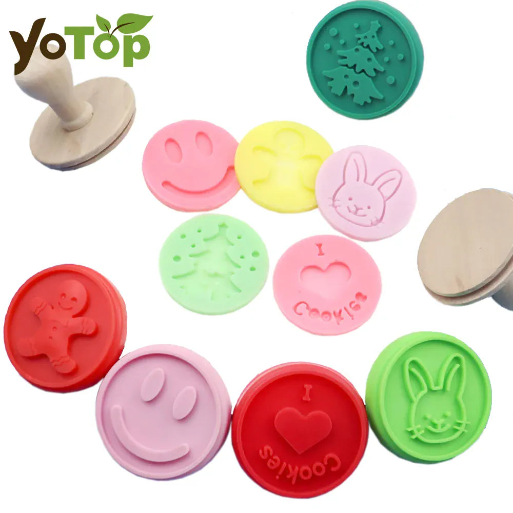 Emporte-pièces à biscuits avec motifs sourires et lapins - Set de 8 pièces emportepieces