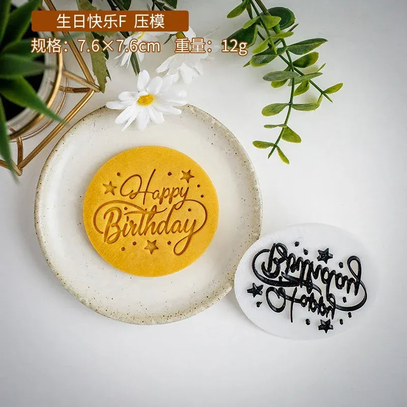 Emporte-pièces à biscuits "Joyeux Anniversaire" - Set de 6 pièces décoratives emportepieces