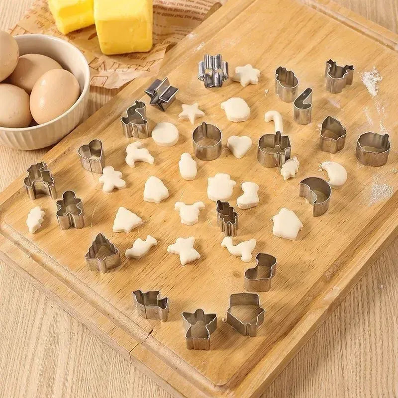 Set de 20 Emporte-pièces en Acier Inoxydable - Motifs de Noël emportepieces