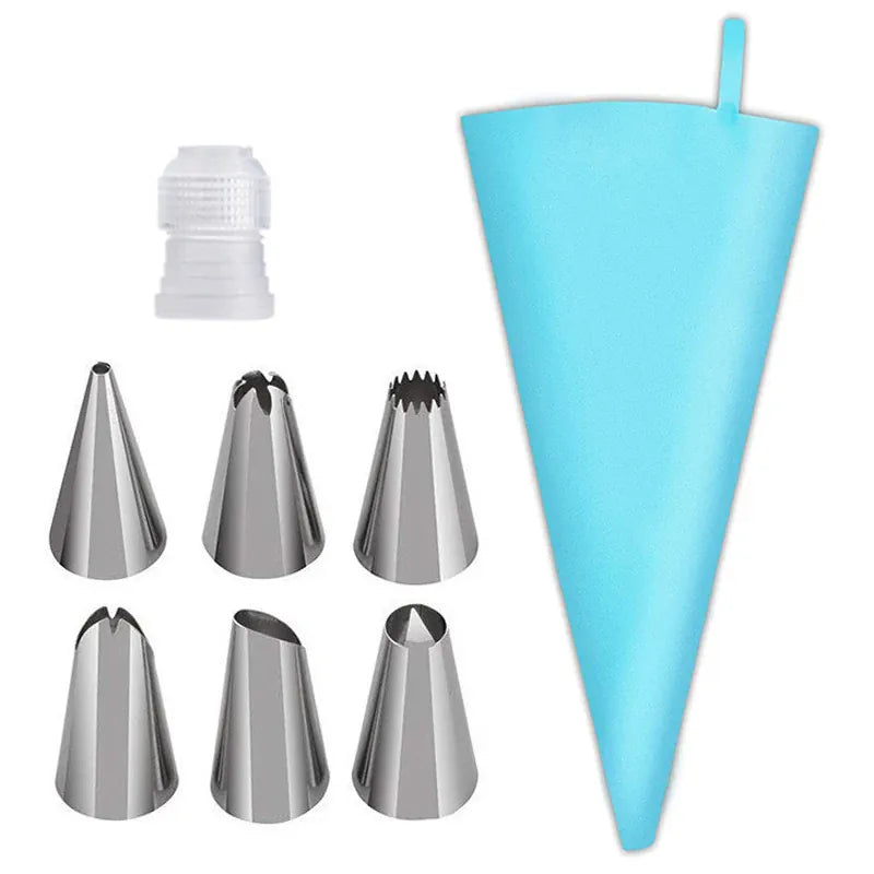Set de 8 accessoires de pâtisserie en silicone et inox pour décoration de gâteaux douillepoche