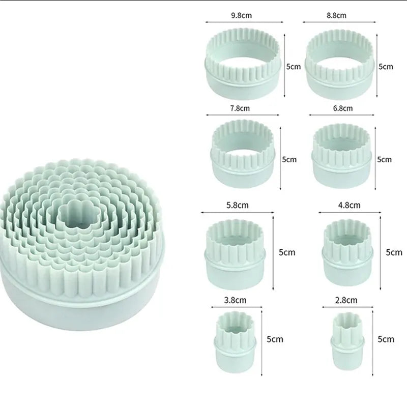 Emporte-pièces en Plastique - Set de 8 pour Cookies et Gâteaux emportepieces