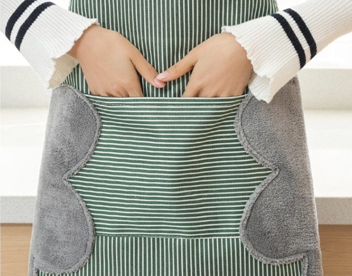 Tablier de cuisine imperméable et facile à nettoyer avec des surfaces essuie-mains tablier